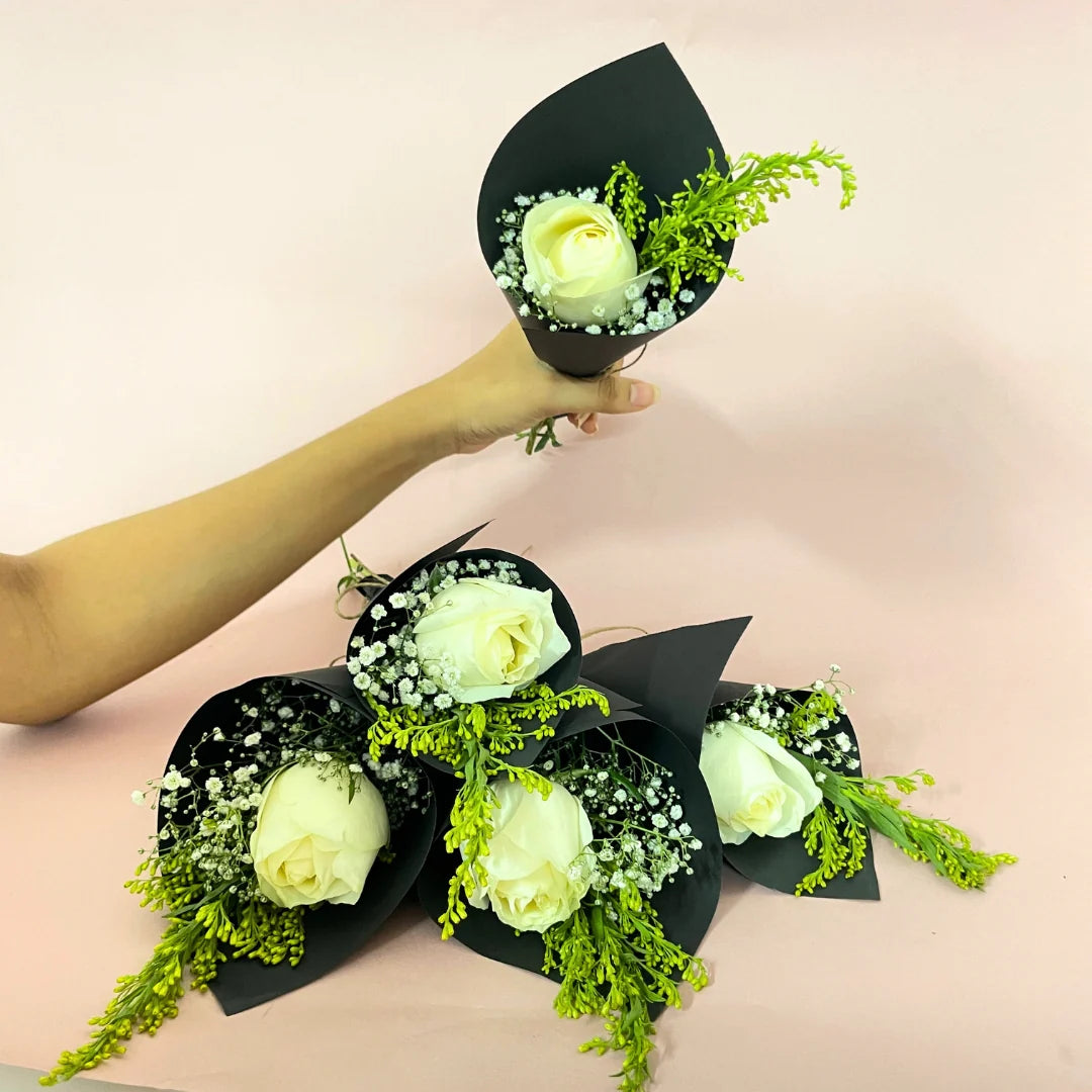 Set of 5 White Roses – Shades of Spring