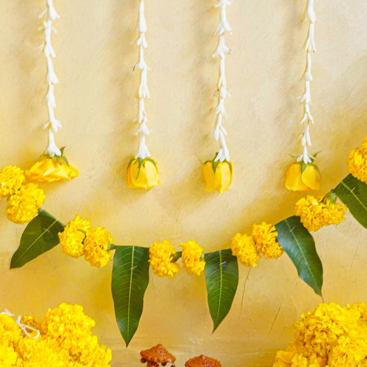 Spring Flower String Rajnigandha Rose - Flower Strings (Set of 5) – Shades of Spring